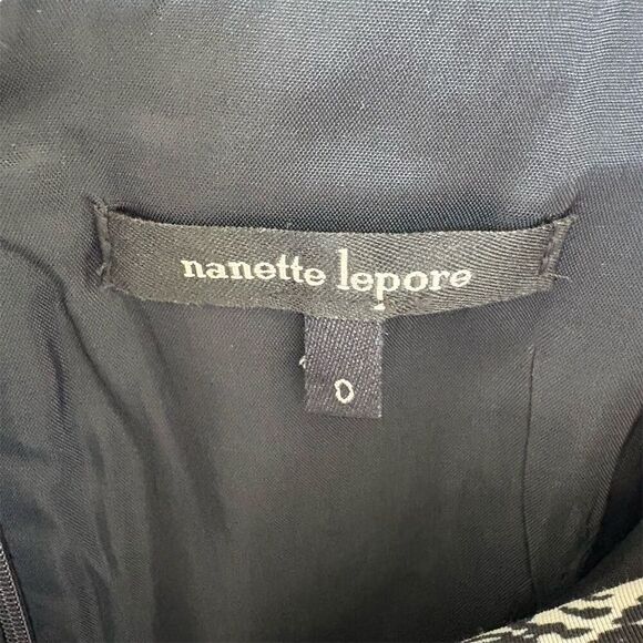 Nanette Lepore Silk Blend Black and White V-Neck Mini Length Dress Size 0 - Picture 3 of 7